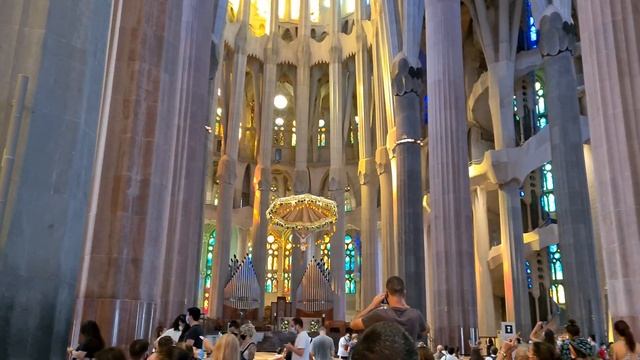 Sagrada Familia organ смотреть онлайн