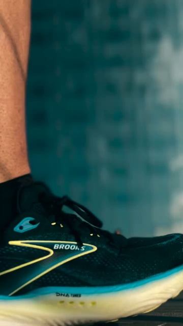 Спортивная модель Brooks Glycerin 22 смотреть онлайн