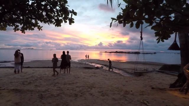 Benjamin's Hut - Koh Phangan смотреть онлайн