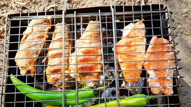 Балык экмек - уличная еда (Турции) очень вкусная просто огонь смотреть онлайн
