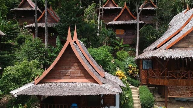 PHI PHI RELAX BEACH RESORT смотреть онлайн