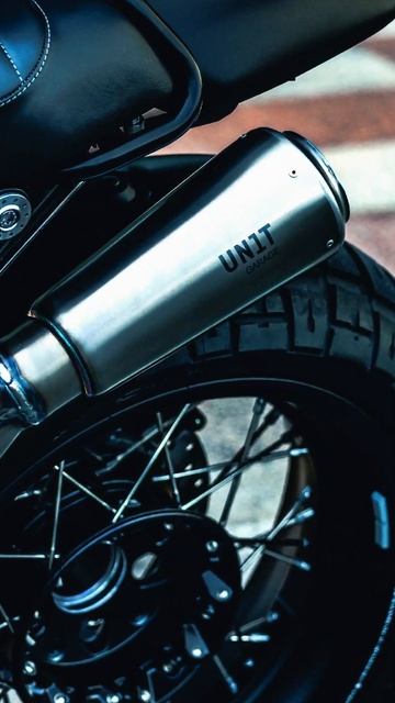 Watch this custom BMW R NineT it is better or not ? #motorcycle #bmw #rninet #custom #4k #edit смотреть онлайн