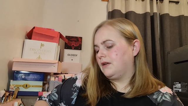 GLOSSYBOX MYSTERY BOX UNBOXING