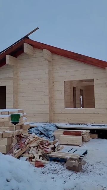 Обзор дома в п. Можайское #баняизбревна #вологда #домизбруса #клееныйбрус #беседка # #москва смотреть онлайн