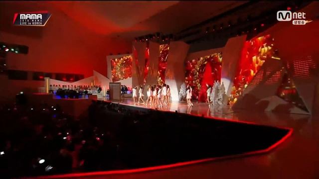 IZ*ONE - LA VIE EN ROSE @ 2018 MAMA PREMIERE IN KOREA | 1080p 60fps смотреть онлайн