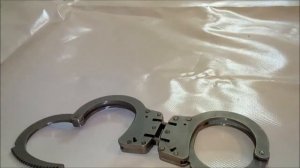 Подробный обзор наручников сделанных в Украине