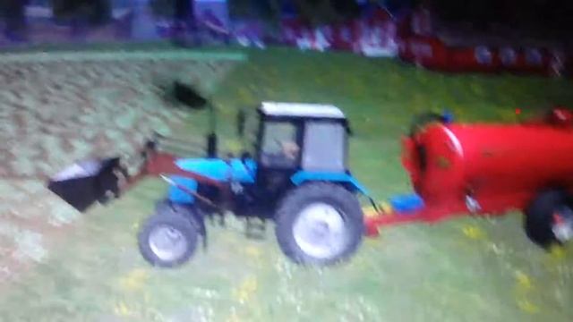 Трактор Белорус