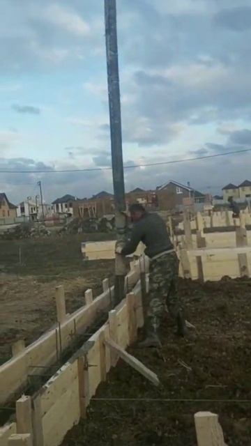 Бетон м300 с доставкой ЖК Близкий по 50 м насос. #Краснодар #жкблизкий #заподныйокругкраснодар смотреть онлайн