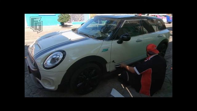 Instalación Mini Cooper Clubman F54 Franjas Laterales Negro Brillante