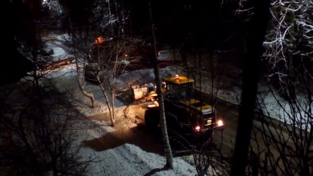 Во Владимире убирают снег в 1:30 смотреть онлайн