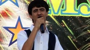 Валичон Азизов - Фарзанд (Консерт дар ш. Хучанд / Стадион «Спартак» / «Шабоханг» 2008)