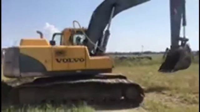 2003 VOLVO EC210B LC For Sale смотреть онлайн