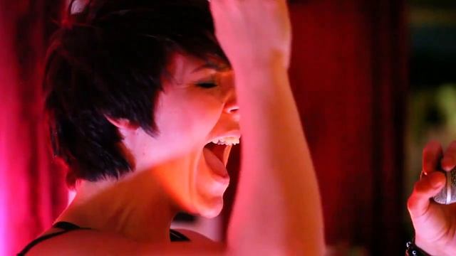 Teardrop - Massive Attack Loop Station cover by Calli Malpas смотреть онлайн