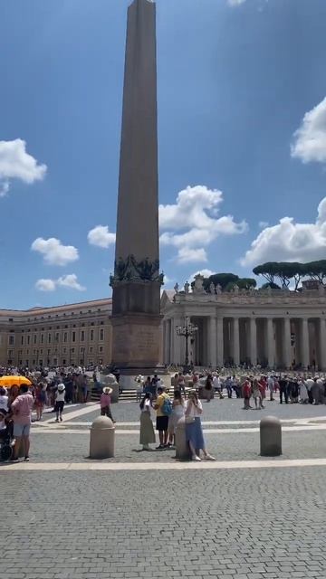 Plaza de San Pedro en Roma смотреть онлайн