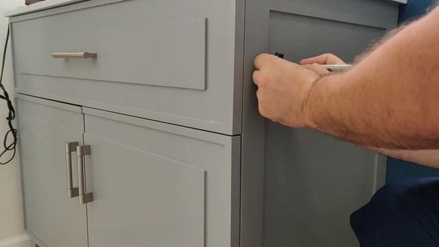 HOW TO INSTALL TOILET PAPER HOLDER ( Vanity ) смотреть онлайн