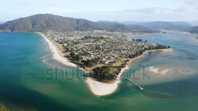 Mysterious Places in World #Glowwarm Caves #New zealand смотреть онлайн