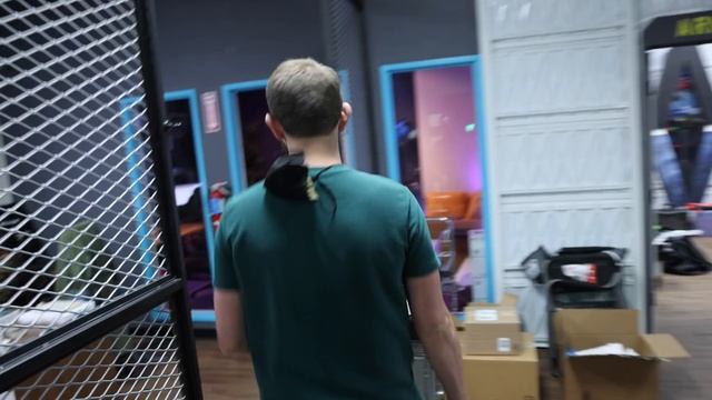 mini desk is dead. long live mini desk 2.0 смотреть онлайн