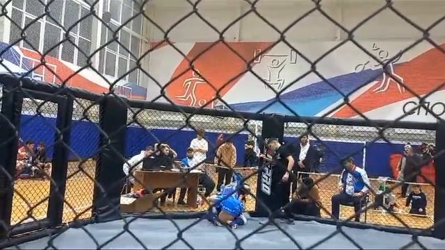 эзербиев Усман Чеченская Республика-Гимбатов Мурат Махачкала выход финал