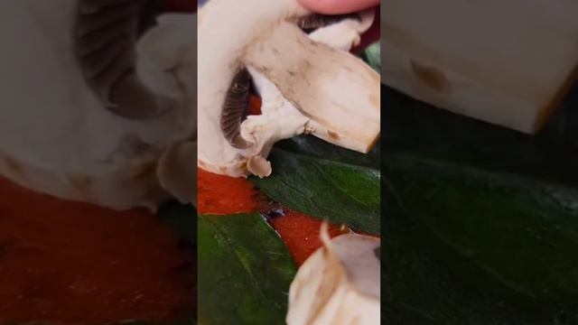 Три начинки для пиццы. Полное видео по ссылке в описании смотреть онлайн
