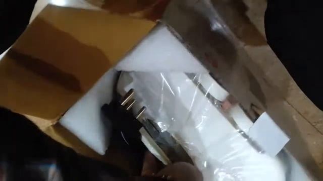 Orient Electric Areva Fan Heater Unboxing || Room Heater || ABS Body and metal mesh || heating mode смотреть онлайн