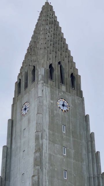 Hallgrímskirkja, Reykjavík, Iceland смотреть онлайн