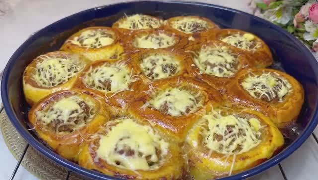 Пирожки _Пятиминутки _ пеку пока закипает чайник, КРУЧЕ ЧЕМ БЕЛЯШИ И ЧЕБУРЕКИ! НАУЧИЛА ВСЕХ ПОДРУГ смотреть онлайн