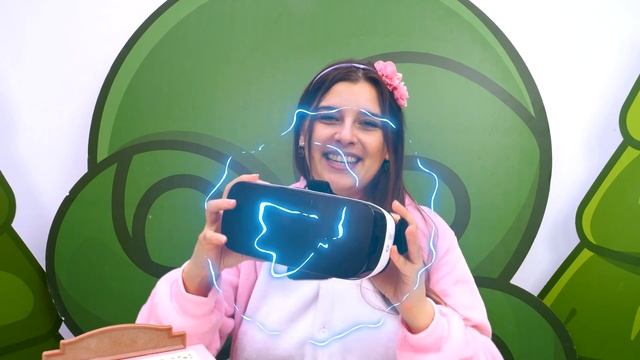 Леди Баг и Маша ТойКлаб вызвали Волшебного Снеговика! Видео шоу для детей ДУТИКИ смотреть онлайн