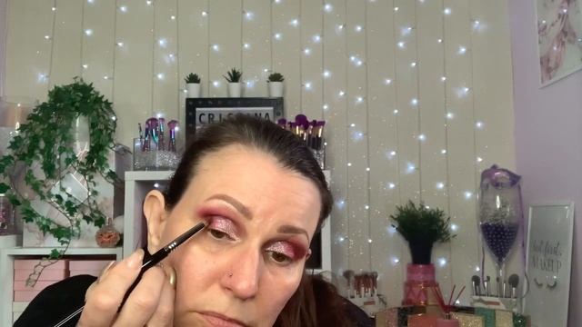 I Heart Revolution Tasty Latte Beginner Friendly Eye Look 💖💖💖 смотреть онлайн