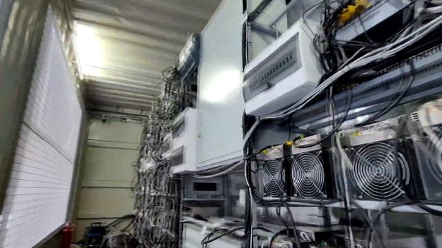 Наш новый ЦОД для размещения майнинг-оборудования в г.Лысьва - Тизер смотреть онлайн