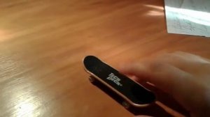 трюки на маленьком скейте