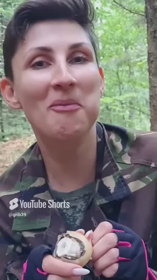 Грибы на завтрак. Посвещение в ГРИБНЫЕ БАНДИТЫ. #грибники #лес #грибы смотреть онлайн