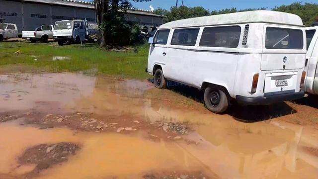 muitas picap corsa strada no leilão da sabesp em São Paulo смотреть онлайн