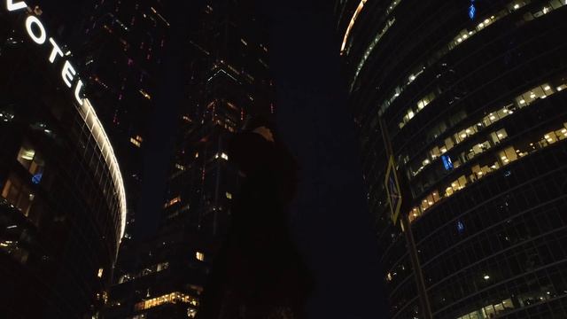 MOSCOW vlog | кафе, рестораны, выставки, интересные места смотреть онлайн