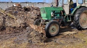 Трактор ЮМЗ пробуем работать.