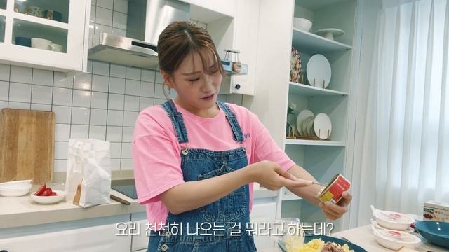 (sub) [손퀘스트] EP.13 🍽️🍱 하루에 두 팀만 예약 받습니다 ⏰ 날아다니는 양배추와 검정 식빵 🥬🥪 | 손승연(SONNET)의 피크닉 도시락 만들기 смотреть онлайн
