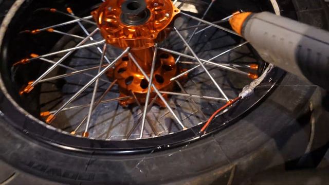 Supermoto Wheel Lights ! смотреть онлайн