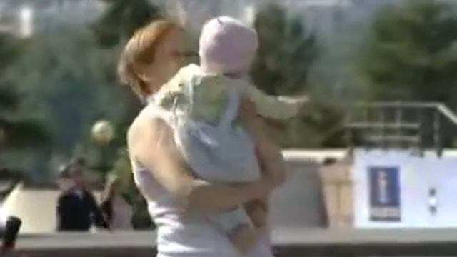 100 т.р. за третьего ребенка.flv