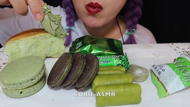 ASMR Green Tea Flavored Snacks, Green Food, Matcha Macarons, Matcha Mochi 먹방 |CURIE.ASMR смотреть онлайн
