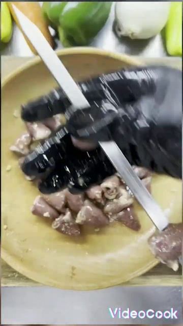 #куриные сердечки#шашлыки#мангал#деликатесс🥰🥰😋😋С вас подписка и лайк🙏😉 смотреть онлайн