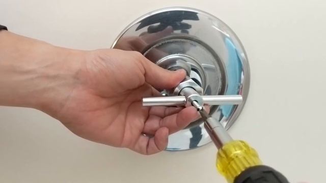 HOW TO USE A CORE PULLER FOR MOEN SHOWER FAUCET CARTRIDGE BY DANCO by TASKMAN смотреть онлайн