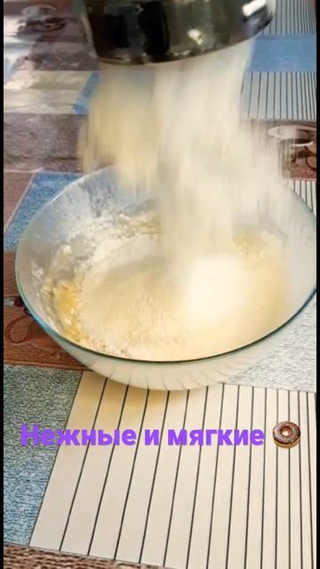 Нежные и мягкие пончики с начинкой!!!Полный рецепт на канале👉🏻 # Homecooking56