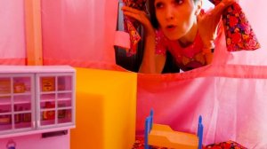 Барби и Русалочка на единороге! Куклы и Маша Капуки - Видео для девочек.