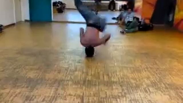 Break Dance Benny 2