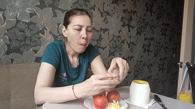 Мукбанг Фрукты🍎🍊🍌🍉🍇🍒🍍 с чаем. Расудаем о деньгах.