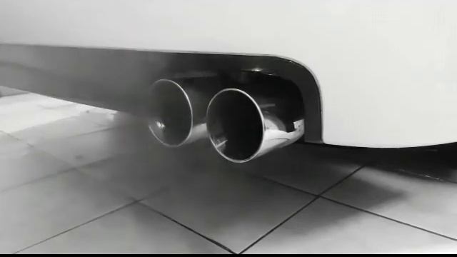 BMW F10 550i Powerflow Freeflow Silencers смотреть онлайн