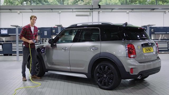 Mini Countryman Plug-in Hybrid video Jamie R смотреть онлайн