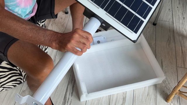 Unboxing BNT Solar Street Lights Outdoor 1000W Solar Powered Street Lamp смотреть онлайн