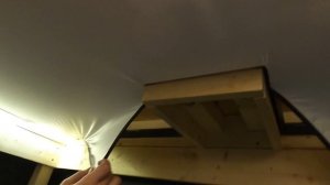 Обучение монтажа натяжных потолков! Как установить световые линии, как обкатать магнитный трек