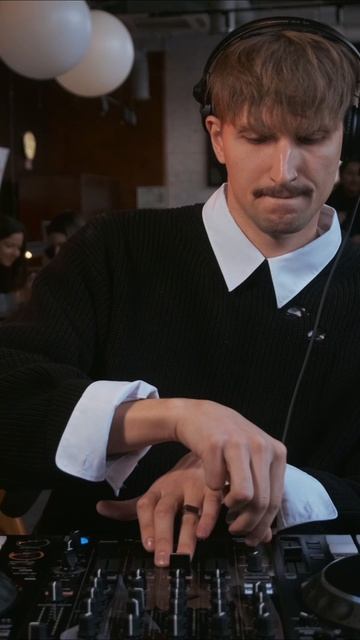 Музыка, под которую хочется танцевать! 💃🕺 смотреть онлайн