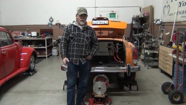 VW Transaxle Installation смотреть онлайн